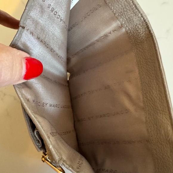 Marc by Marc Jacobs Wallet Taupe Tri Color wallet - Picture 9 of 12